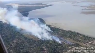 El incendio de Doñana continúa activo pero confinado y bajo sospecha de intencionalidad