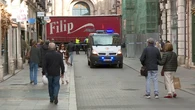 Un camión queda atascado en pleno centro de Valladolid por las indicaciones erróneas del GPS