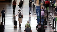 Estados Unidos impondrá una nueva tarifa de 250 dólares a quienes visiten el país por turismo, estudios o negocios