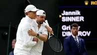 Drama en Wimbledon: Dimitrov se lesiona y rompe a llorar cuando ganaba a Sinner 2-0