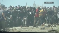 El ejército israelí dispara contra un grupo de gazatíes que esperaban la llegada de ayuda humanitaria