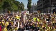La Generalitat pacta con la mayoría de sindicatos catalanes una mejora salarial docente y 5.000 cátedras