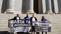 Víctimas de abusos sexuales se concentran ante el Congreso para pedir que los delitos de pederastia no prescriban