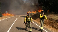 El fuego arrasa Zamora y León con 15 incendios activos, más de 3.700 evacuados y miles de hectáreas calcinadas