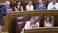 Yolanda Díaz se emociona al escuchar las palabras de Pedro Sánchez dedicadas a su padre fallecido