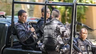 Encuentran muertas a una bebé, su madre y su abuela en la cama junto a cuatro perros muertos
