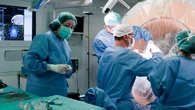 Acude al hospital por vómitos y le diagnostican cáncer cerebral, la historia de Molly Young