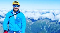 Muere de un infarto el alpinista Alexander Pancoe mientras escalaba la quinta montaña más alta del mundo