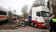 Un muerto y 25 heridos al chocar un tren con un camión cerca de Hamburgo, Alemania