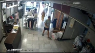 El vídeo que contradice la versión de los hermanos que asesinaron a su padre en Molina de Segura: brutal agresión directa sin discusión previa