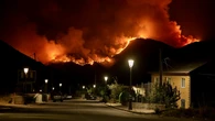 Última hora de los incendios en España: Se reactivan dos nuevos focos en León mientras Ourense arde con miles de hectáreas calcinadas