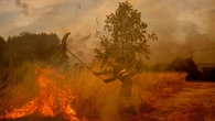 Última hora incendios en España: El fuego llega a Lugo y hay 21 focos activos de nivel 2