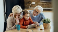 Por su amor incondicional y formar parte de los recuerdos más bonitos de nuestra vida, feliz día internacional de los abuelos