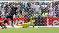 Batacazo mundial del Atlético ante el PSG en su estreno en el Mundial: 4-0, un gol anulado y un expulsado