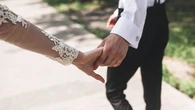 Tesco ofrece la lista de bodas menos romántica del mundo: papel higiénico y pasta de dientes