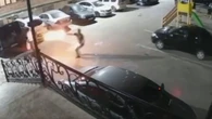 VÍDEO: El luchador de MMA Timur Khizriev recibe 5 disparos en la puerta de su casa