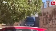 Vídeo: las impresionantes imágenes de cómo un coche baja la escalinata de una iglesia en Burgos