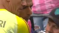 Luis Suárez, captado escupiendo a un miembro del cuerpo técnico del Seattle Sounders