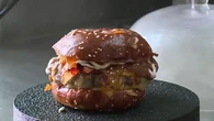 De comida rápida a arte culinario: por qué la hamburguesa es el nuevo plato estrella
