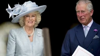 Cae la popularidad de los reyes Carlos y Camila justo cuando sale a la luz que el monarca dobla la fortuna de su madre Isabel II