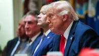 Trump aplaza la decisión sobre Irán mientras Hegseth exige más gasto militar a Europa