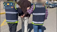 Detenida una pareja en Denia por estafar a personas mayores tras observar el PIN de sus tarjetas bancarias