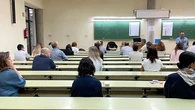 Miles de funcionarios sin plaza asignada cobran 1.060 euros por estar en casa