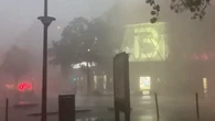 Tormenta mortal en París: dos muertos, 140 km/h de viento y 100.000 hogares sin luz