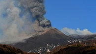 La posible erupción del volcán Etna obliga a cerrar parte del espacio aéreo de Sicilia