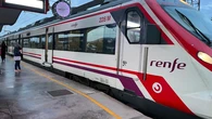 Nuevo caos en los trenes: una avería en Barcelona y el sabotaje en Toledo desatan el doble colapso ferroviario