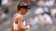 Paula Badosa firma una gran remontada ante Naomi Osaka para meterse en segunda roda de Roland Garro