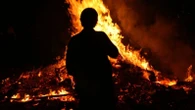 La noche de San Juan se celebra bajo fuertes restricciones por la ola de calor