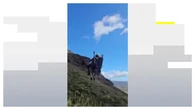 Rescatan en helicóptero a una menor herida grave tras caer de 4 metros de altura mientras hacía senderismo