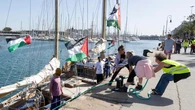 La flotilla humanitaria se queda en Barcelona por el mal tiempo