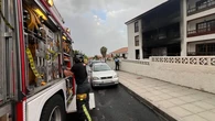 Muere una mujer de 60 años y siete personas resultan intoxicadas en el incendio de un edificio en Los Realejos, Tenerife