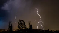 Lluvias y tormentas ponen en aviso a varias comunidades por la llegada de una DANA este sábado