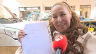Largas colas de inmigrantes en Barcelona para conseguir la documentación necesaria para su regularización