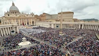 El último adiós al Papa en Roma dispara los precios de vuelos y hoteles: dos días ya cuestan más de 600 euros