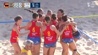 España es campeona del mundo sub-17 por partida doble en el balonmano playa