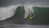El huracán Erin mantiene en alerta a Carolina del Norte: marejada ciclónica y olas de hasta nueve metros