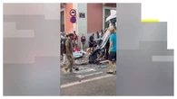 15 heridos, cuatro en estado crítico, tras chocar un autobús contra la fachada de un edificio en Lleida