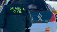 Muere en Sevilla un hombre al caerle encima un camión mientras lo reparaba