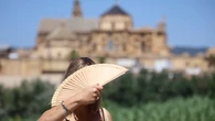 Nueva alerta de la AEMET: 16 comunidades autónomas en aviso extremo por calor