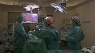 España aplica por primera vez una técnica pionera contra el cáncer avanzado: así funciona