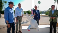 Roban la estatua de Curro instalada hace un mes junto a la Puerta de la Barqueta en Sevilla