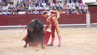 Román y su oreja salvan una tarde en la que también destacó el valor del mexicano San Román