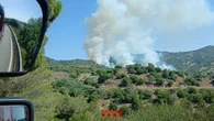 Piden el confinamiento de cuatro municipios de Barcelona por un incendio forestal con varios focos activos