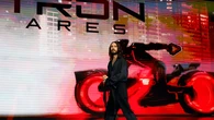 Reciben al actor estadounidense, Jared Leto, entre aplausos y ovaciones en la Comic-Con