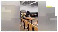 Las imágenes de una brutal pelea con sillas volando deja escenas de caos en un restaurante