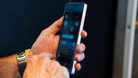 Samsung's new phone feature blocks prying eyes